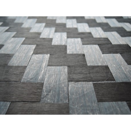 DYF 15 160T Dynanotex Aluminisé Sergé Carbone 160 g/m² en 100 cm de large
