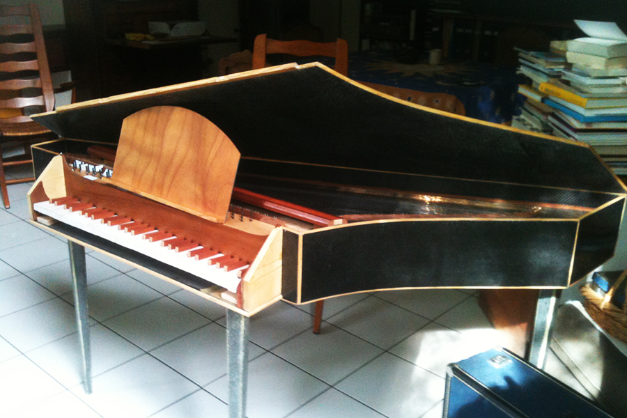 Making an epoxy resin spruce for a piano