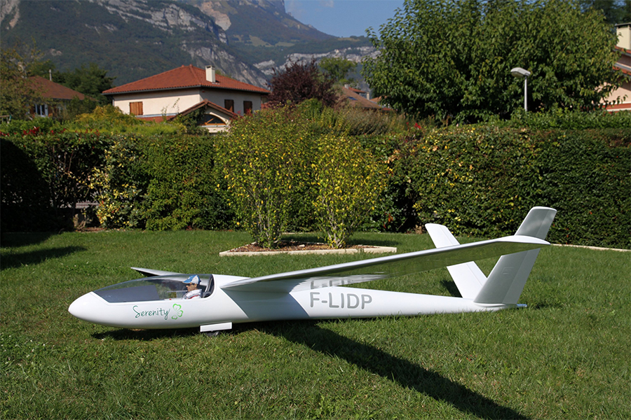Planeur Edelweiss C30 en Green Poxy Boutique résine époxy