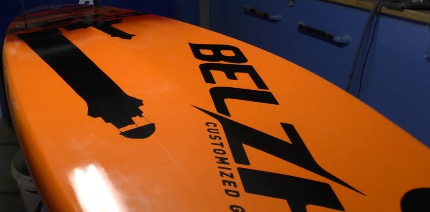 Making a windsurf board - Belzh Boutique résine époxy